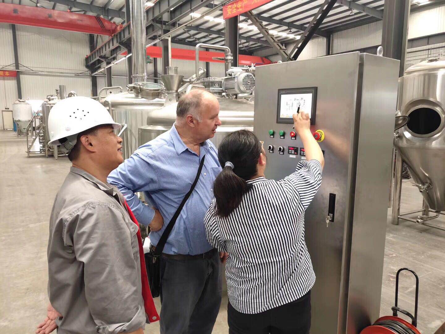 濟(jì)南豪魯啤酒設(shè)備控制系統(tǒng) 濟(jì)南豪魯啤酒設(shè)備控制系統(tǒng)